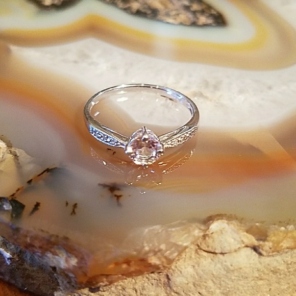 Boutique Jewelry - Diamond & Peach Beryl Silver ring, sz 6.5, NWOT